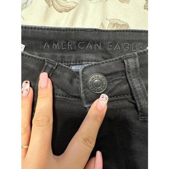 Rock the Night Away with Stylish Black Jeans from American Eagle - Picture 2 of 5